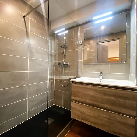 Appartement Résidence Neves - Location: Pour 4 Personnes Dans Un Quartier Animé Val Thorens