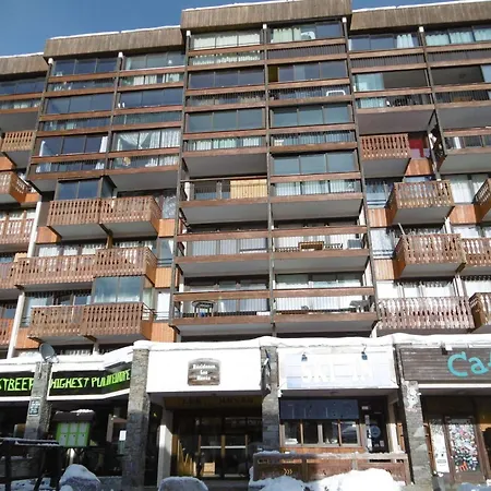 Neves - Location: Pour 4 Personnes Dans Un Quartier Anime 아파트