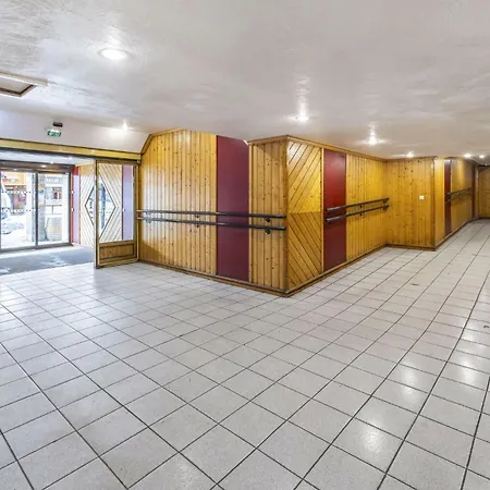 Appartement Résidence Neves - Location: Pour 4 Personnes Dans Un Quartier Animé