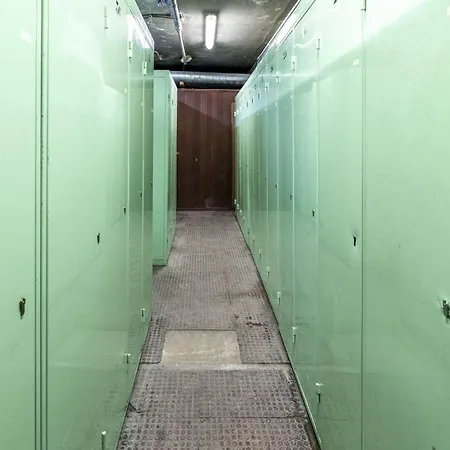 Neves - Location: Pour 4 Personnes Dans Un Quartier Anime Daire Val Thorens